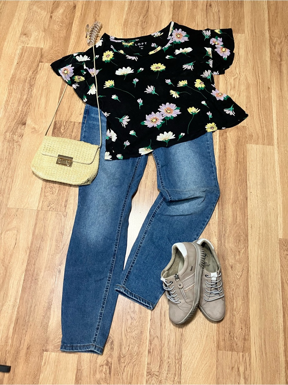 LOFT Black Floral Short-Sleeve Crop Top